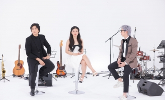 Tim vẫn phong độ và thần thái ngút trời khi thể hiện lại những hit trong sự nghiệp