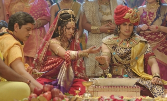 Tình Sử Quân Vương: Bạo chúa bại trận, vị vua chiến binh chính thức lên ngôi vương