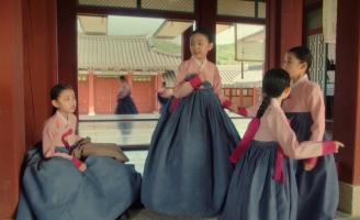 “Tình Yêu Đế Vương” – Chuyện tình định mệnh của Thái tử cô đơn và cung nữ bướng bỉnh