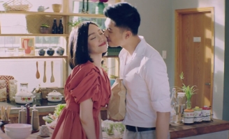 Tóc Tiên lãng mạn cùng Binz trong MV 