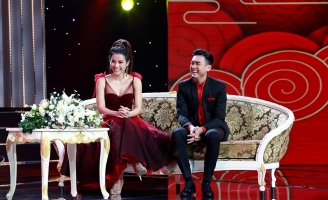 “Trai tài gái sắc” Phương Trinh Jolie, Triệu Long kể xấu nhau trên Làng Hài Mở Hội Mừng Xuân