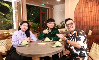 Trịnh Tú Trung được Hoàng Rapper và Chen Ru Lu mời thưởng thức ẩm thực chay cực ngon