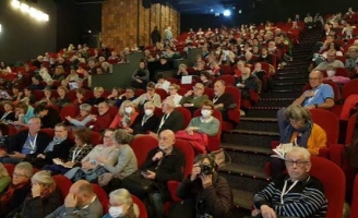 “Tro Tàn Rực Rỡ” của đạo diễn Bùi Thạc Chuyên giành giải thưởng Quốc tế