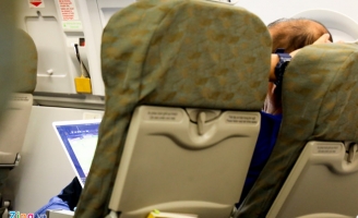 Tuyển thủ Việt Nam ngủ say, thầy Park một mình nghiên cứu Philippines