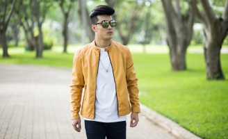 Ưng Hoàng Phúc yêu mù quáng trong Single mới