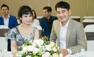 Uyên Thảo tất bật với vai trò trưởng ban tổ chức cuộc thi sắc đẹp tại Anh quốc