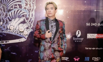 Việt Quang: “Mong khán giả hãy để tân hoa hậu có cơ hội hoàn thiện”