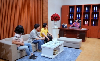 Vitamin Hạnh Phúc: Hoàng Mèo, Đình Toàn tố Hương Giang quỵt tiền lương