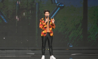 MC Vũ Mạnh Cường không dám xem bình luận đêm chung kết Hoa hậu để không bị tổn thương