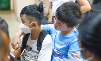 Yêu xỉu với những đôi bạn cạ cứng luôn kiên cường trong gameshow Ngại gì thử thách