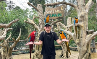 YouTuber đam mê nuôi rắn 15 năm, sở hữu kênh về bò sát hơn 406 triệu view